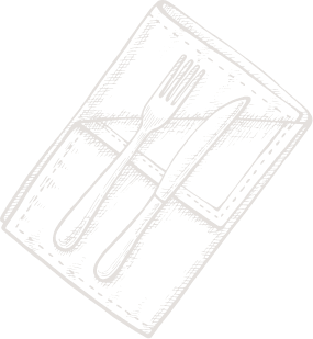 Couverts sur serviette de table